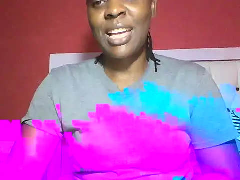 Snapshot of Sweet-piie chatting on 11.11.25 Sweet-piie online show from 11.11.25