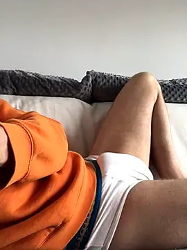 Snapshot of WAW_PL chatting on 10.17.25 WAW PL online show from 10.17.25