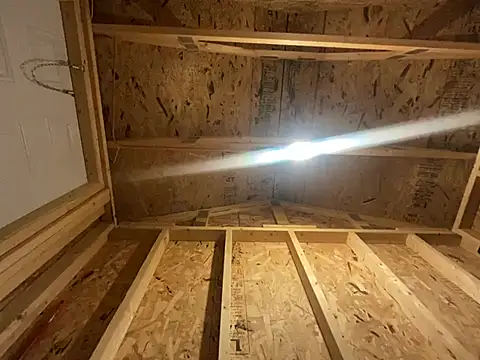 Snapshot of kikiwonderbar chatting on 12.17.24 kikiwonderbar online show from 12.17.24