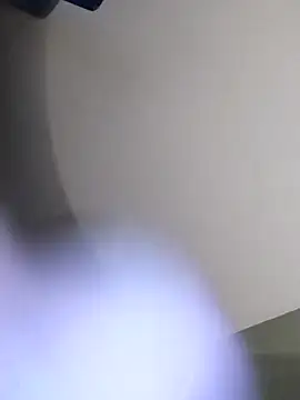 Snapshot of kikiwonderbar chatting on 10.11.25 kikiwonderbar online show from 10.11.25