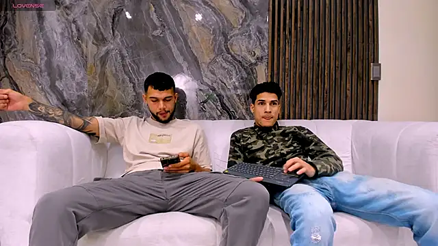 hot day online show from 03.21.25