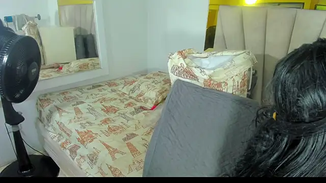 Evelonga 707 online show from 01.16.25