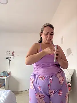 Im Amelia online show from 06.12.26