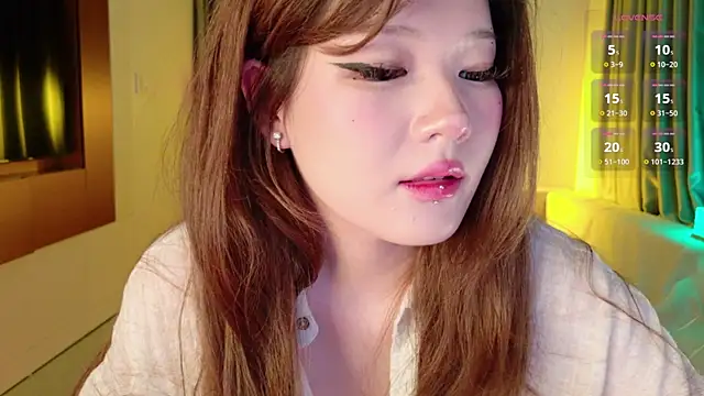 Snapshot of KitayamaChu chatting on 11.10.25 KitayamaChu online show from 11.10.25