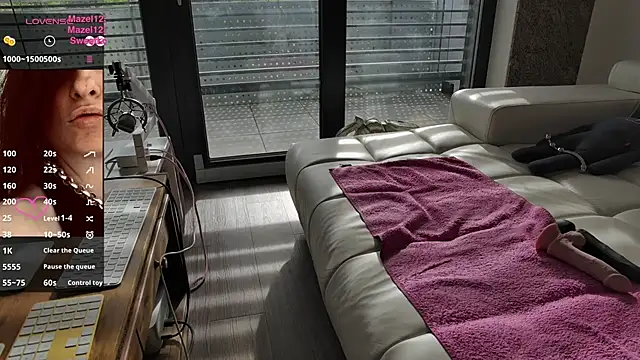 sexyLolia11 online show from 06.04.26