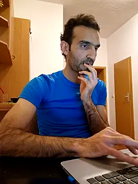 Snapshot of Sammoon chatting on 02.24.25 Sammoon online show from 02.24.25