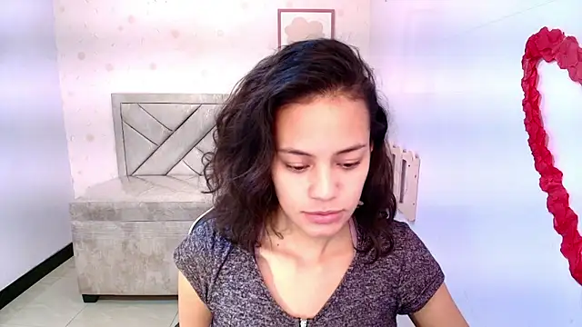 Tyna ch online show from 02.26.25