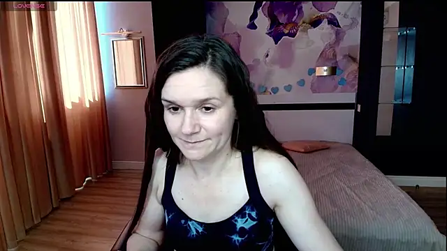 AriaGray online show from 04.15.26