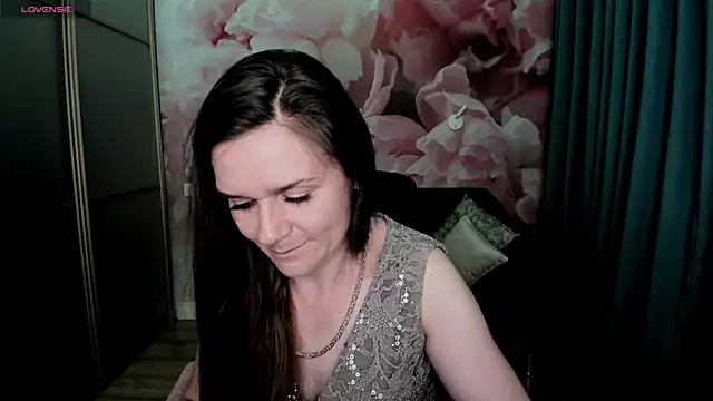 Snapshot of AriaGray chatting on 07.02.26 AriaGray online show from 07.02.26