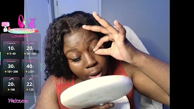 Snapshot of nastygal1999 chatting on 09.11.25 nastygal1999 online show from 09.11.25