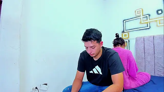 Snapshot of FerneyManti chatting on 12.03.25 FerneyManti online show from 12.03.25