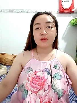 VyOanh2K online show from 03.12.25