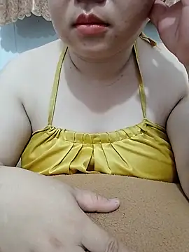 Snapshot of VyOanh2K chatting on 06.27.26 VyOanh2K online show from 06.27.26