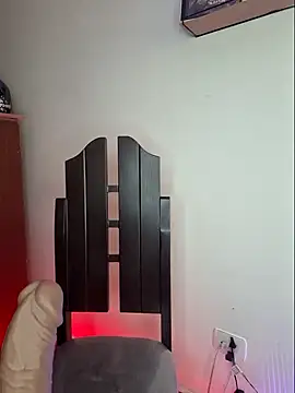 Snapshot of Aria_Bennett21 chatting on 12.06.24 Aria Bennett21 online show from 12.06.24