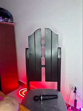 Snapshot of Aria_Bennett21 chatting on 12.07.24 Aria Bennett21 online show from 12.07.24