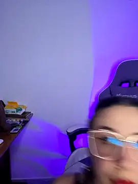 Snapshot of Aria_Bennett21 chatting on 03.13.26 Aria Bennett21 online show from 03.13.26