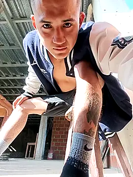 Snapshot of pepe-32 chatting on 10.08.25 pepe-32 online show from 10.08.25