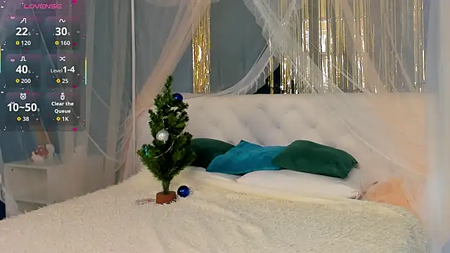 Eva  Lewis online show from 01.11.26