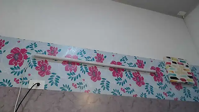 Snapshot of KristalTsXXX chatting on 11.07.25 KristalTsXXX online show from 11.07.25