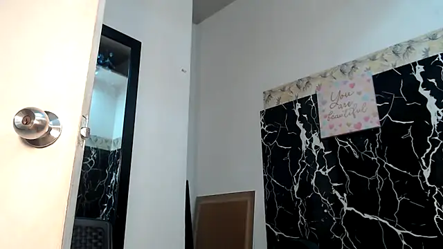 KristalTsXXX online show from 04.28.26