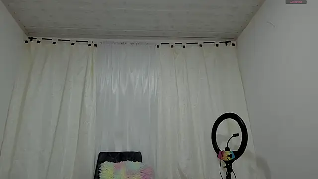 Snapshot of Abbyjonhson__ chatting on 07.27.26 Abbyjonhson online show from 07.27.26