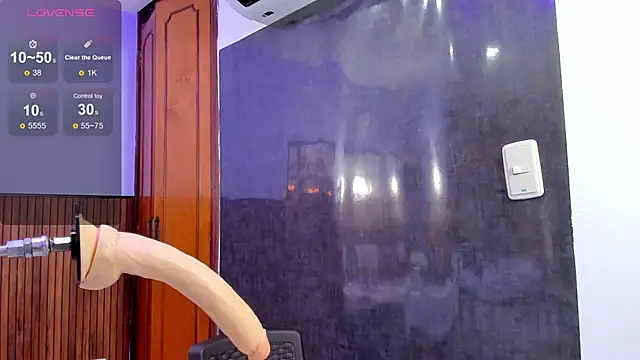 zyle boobs online show from 03.16.25