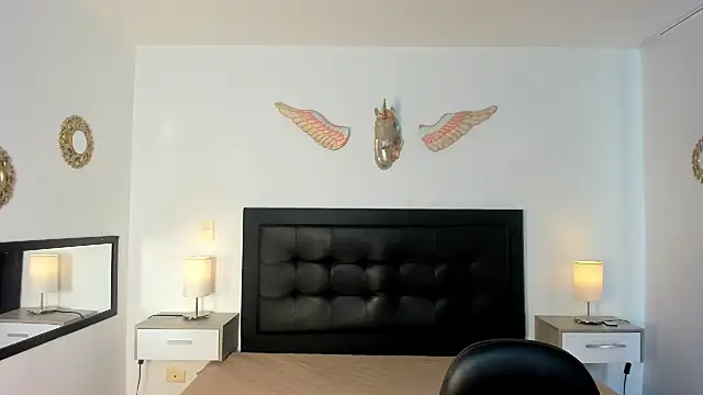 Snapshot of sweet_abby1 chatting on 11.20.25 sweet abby1 online show from 11.20.25