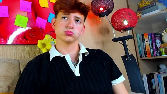 Snapshot of GabyThoms chatting on 03.03.26 GabyThoms online show from 03.03.26