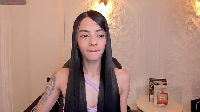 HannahJamesX online show from 11.02.25