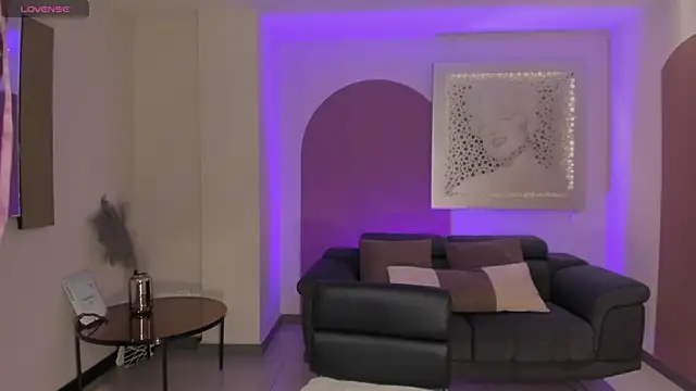HannahJamesX online show from 06.17.26