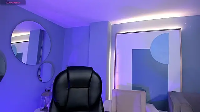 HannahJamesX online show from 06.19.26