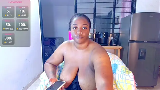 CiaraEbony online show from 02.12.25