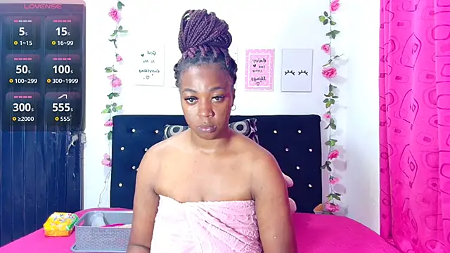 CiaraEbony online show from 10.31.25