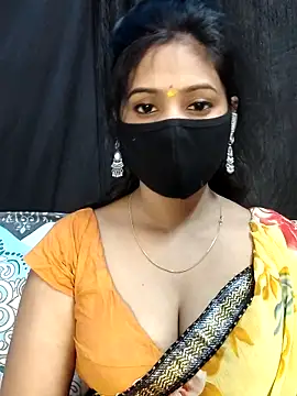 Snapshot of Monalisha_G chatting on 04.13.26 Monalisha G online show from 04.13.26