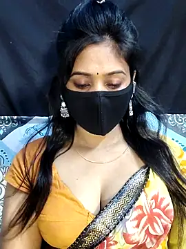 Snapshot of Monalisha_G chatting on 04.13.26 Monalisha G online show from 04.13.26