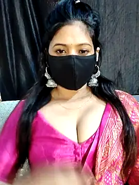 Snapshot of Monalisha_G chatting on 04.19.26 Monalisha G online show from 04.19.26