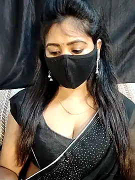 Snapshot of Monalisha_G chatting on 04.25.26 Monalisha G online show from 04.25.26