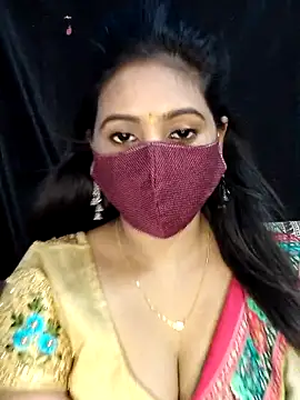Snapshot of Monalisha_G chatting on 05.26.26 Monalisha G online show from 05.26.26