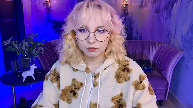 JasmineMilko online show from 02.18.25