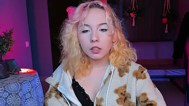 JasmineMilko online show from 02.23.25