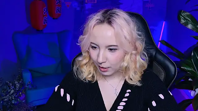 JasmineMilko online show from 03.04.25