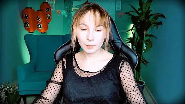 JasmineMilko online show from 10.14.25