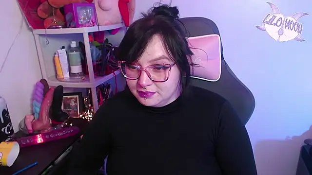 LiloMoon69 online show from 01.18.25