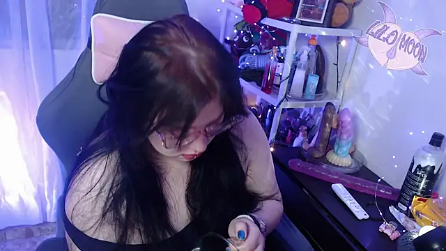 LiloMoon69 online show from 02.04.25