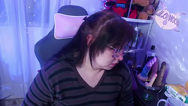 LiloMoon69 online show from 03.19.25