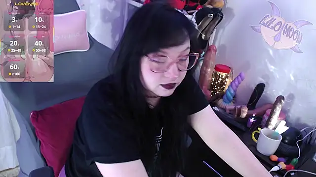 LiloMoon69 online show from 09.18.25