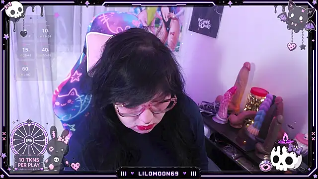 LiloMoon69 online show from 07.12.26