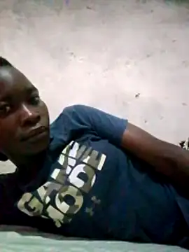 Snapshot of sexyblackya chatting on 12.04.25 sexyblackya online show from 12.04.25