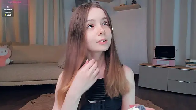 DominikaElis online show from 04.24.26