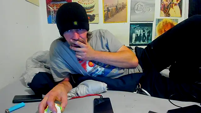 Snapshot of cloudyystar666 chatting on 12.01.25 cloudyystar666 online show from 12.01.25